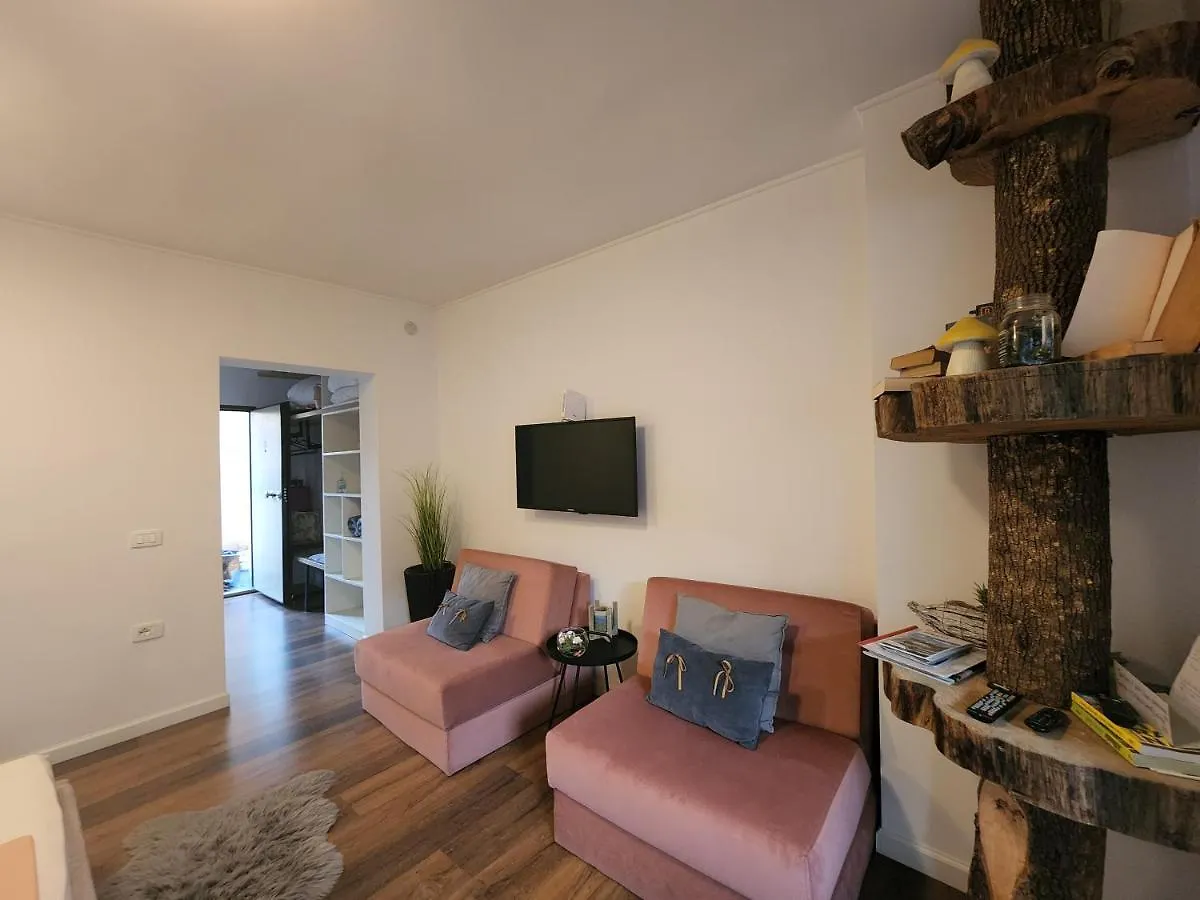 Apartment Traveler'S Place At Tirana City Centre